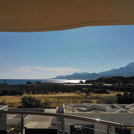 Lagada Resort Makrýgialos エクステリア 写真