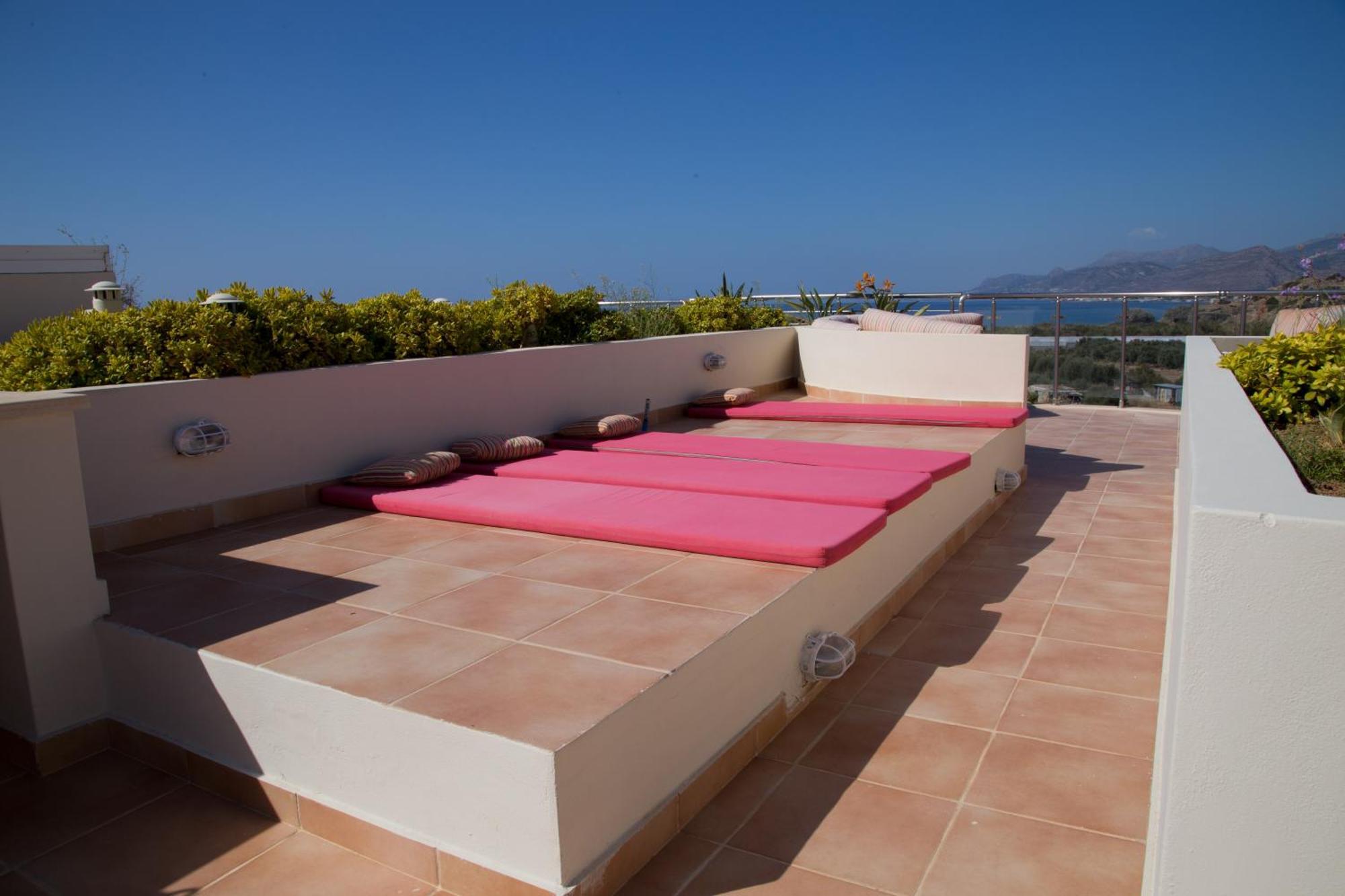 Lagada Resort Makrýgialos エクステリア 写真