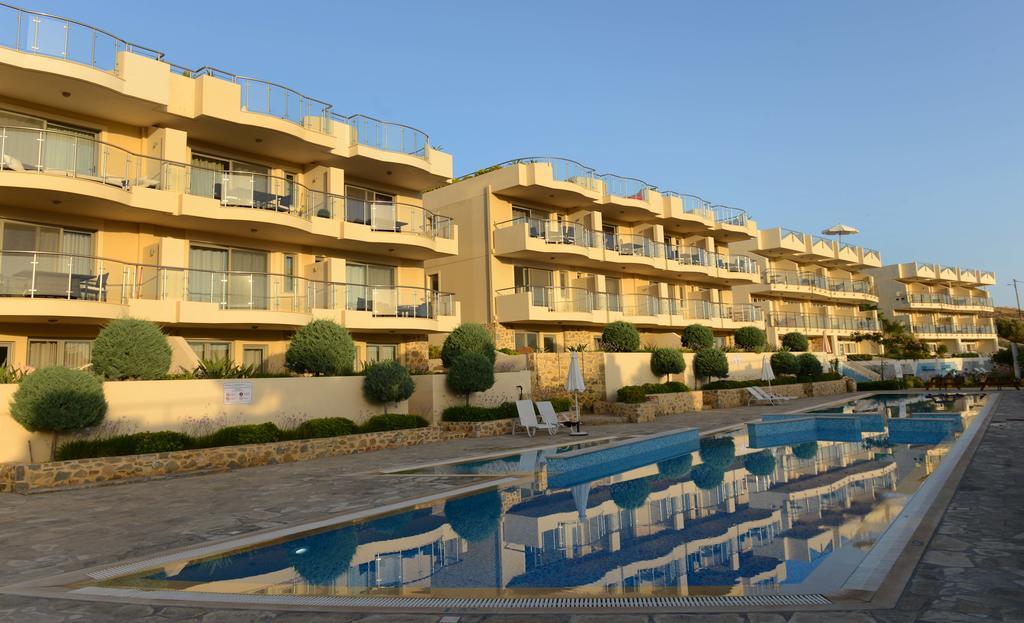 Lagada Resort Makrýgialos エクステリア 写真